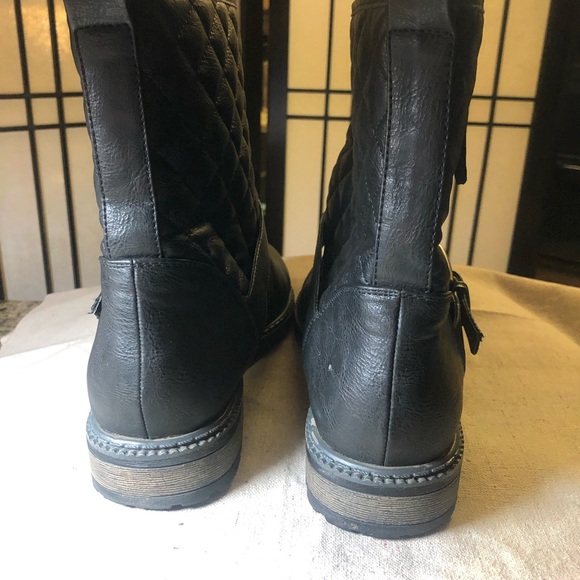 American Eagle boots - Picture 3 of 8